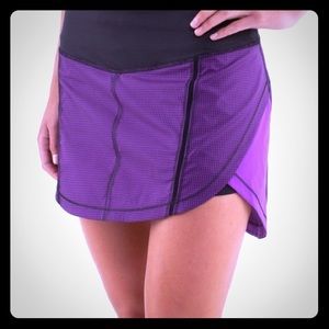 Lululemon Full Stride Skirt Size 4 Tall